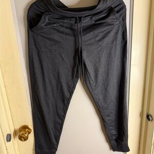 Lole S women’s Sweatpants.